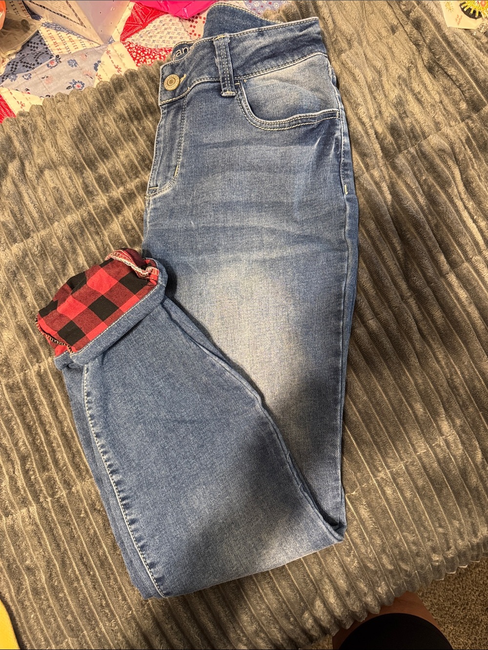 Classic Midwash Women's Jeans with Cuffed Plaid Hem